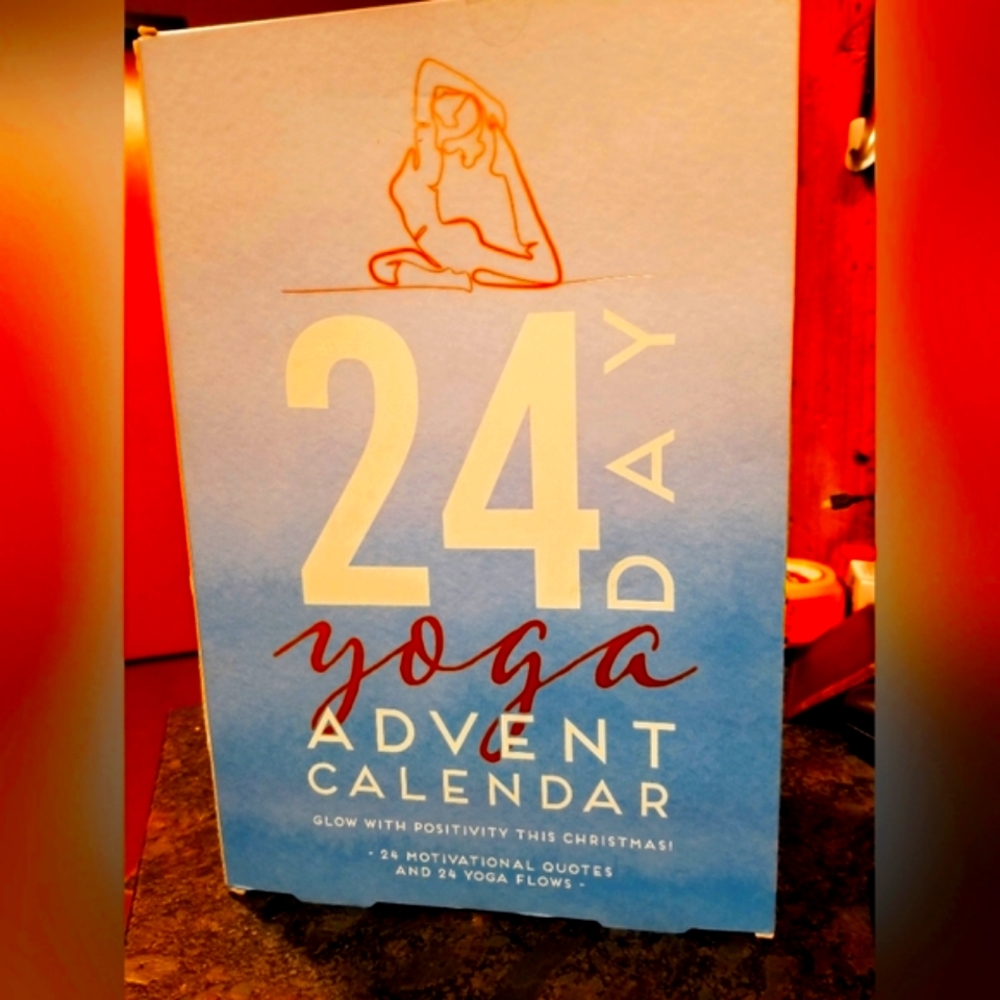 🌟FREE🌟 With 50$ purchase.. 24 Day Advent Yoga Calendar..